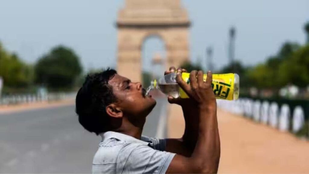 Delhi weather update: Heatwave conditions to persist; mercury reaches 46 degrees, light rain forecast