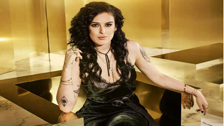 Rumer Willis Bio, Age, Height, Income, Net Worth