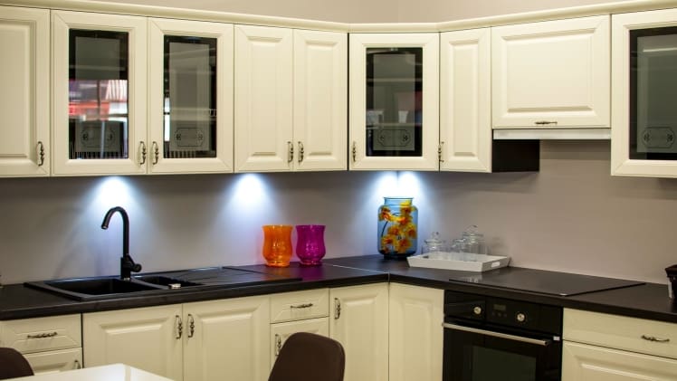 Cabinet Restoration And Refinishing Breathing New Life Into Old Cabinets.