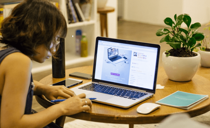 Top 10 Features of a Successful E-commerce Website