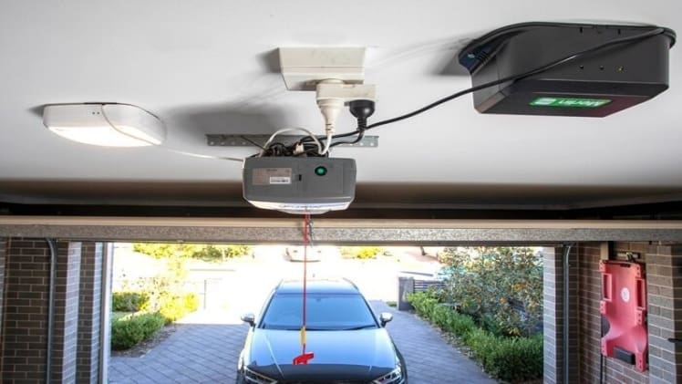 The Role of Battery Backup in Garage Door Openers