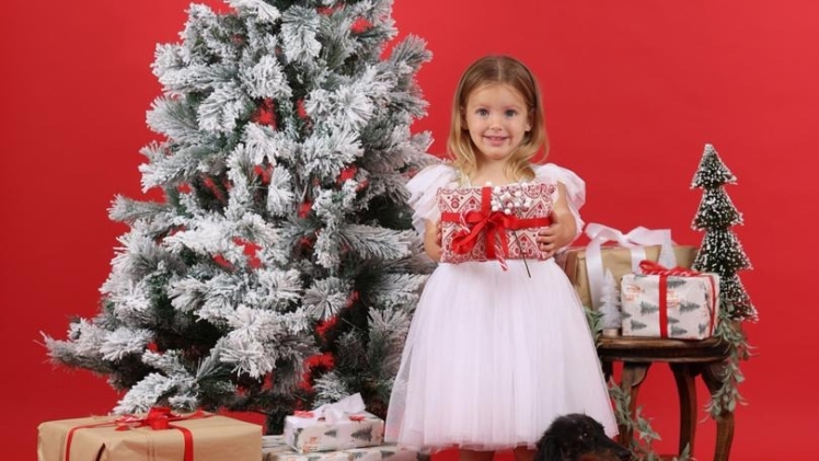 Unwrapping The Secrets To Perfect Christmas Presents In Australia