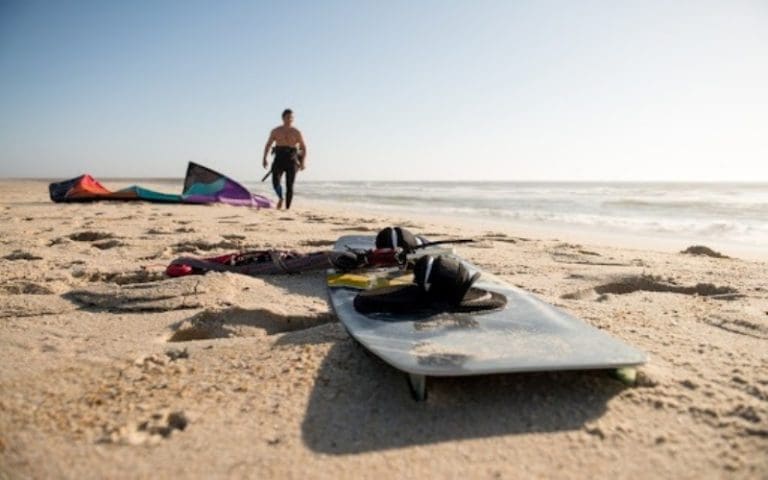 How to Find a Good Kiteboarding Spot: A Comprehensive Guide