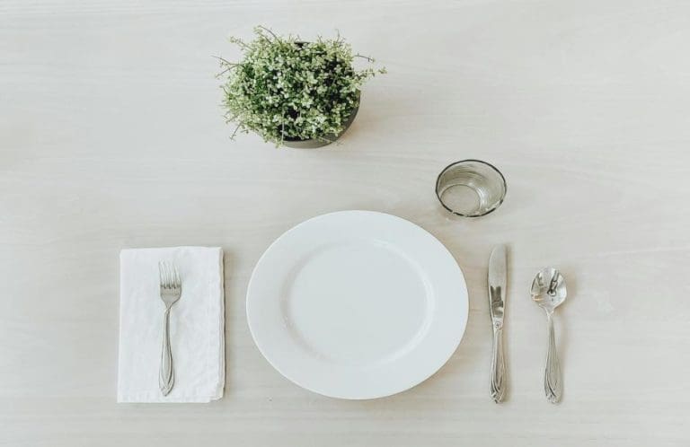 5 Table Setting Tips For Beginners