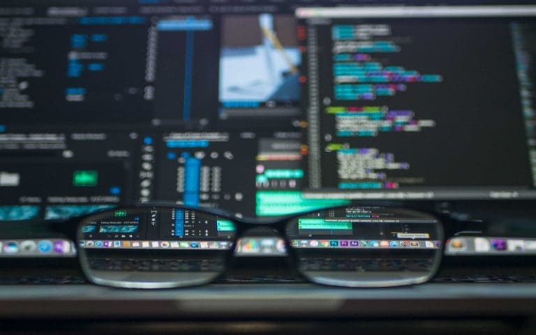 Future of Work: Adapting to Technological Shifts Discussed in Online Tech Events
